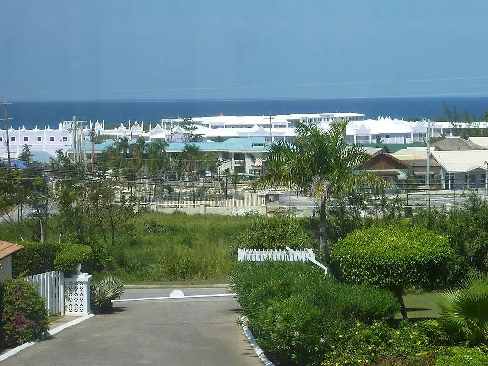 Hotel The Atrium At Ironshore Montego Bay
