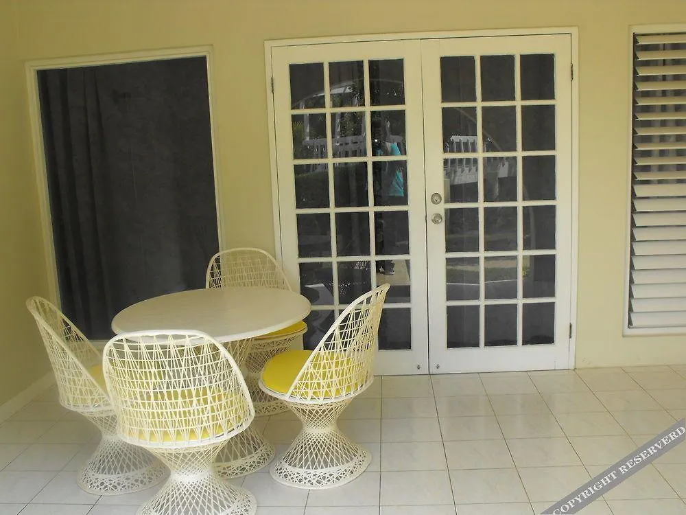 The Atrium At Ironshore مونتيغو باي فندق